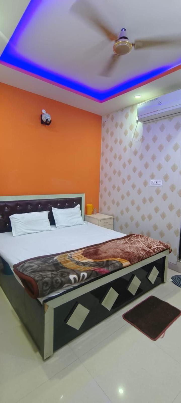Hotel Shri Ram Bhavan Ayodhya Exterior foto
